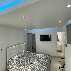 1058-modern-apt-5.comcaribbean.com/